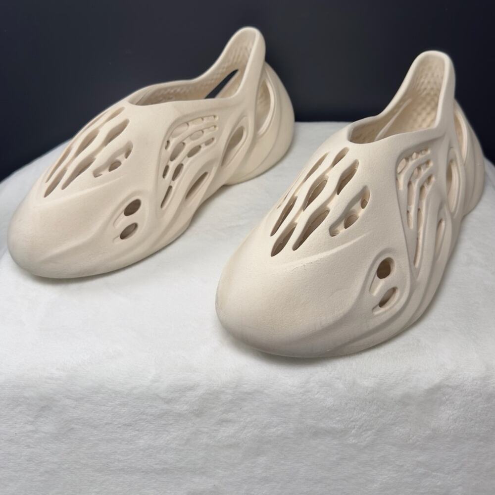 adidas Yeezy Foam Runner “Ararat” | G55486 | 11M - Picture 4 of 10